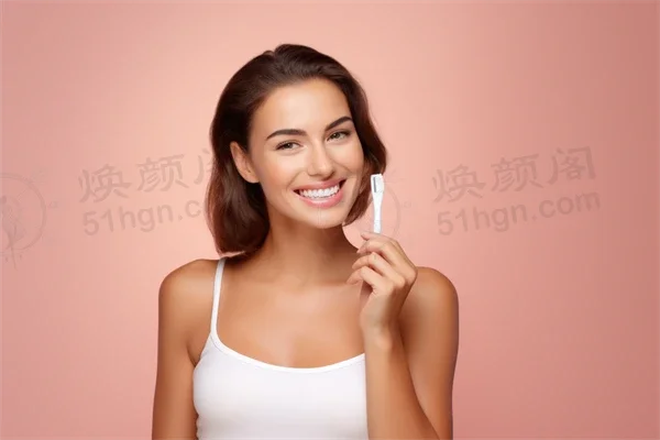 青岛高品质口腔诊所洗牙原价298元起，现限时优惠仅需198元起，优异机会，快来享受超值服务！