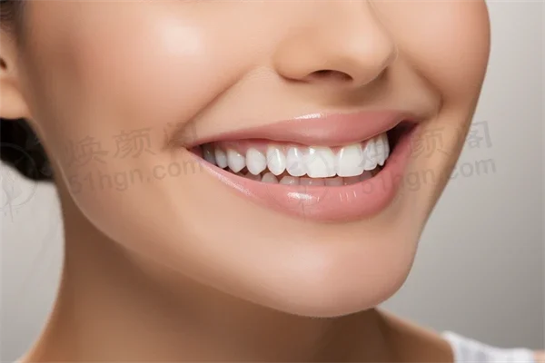 北京笑研口腔门诊部推出超值口腔修复服务，现仅需1500元起，原价2000元起，机会难得，快来体验优惠！