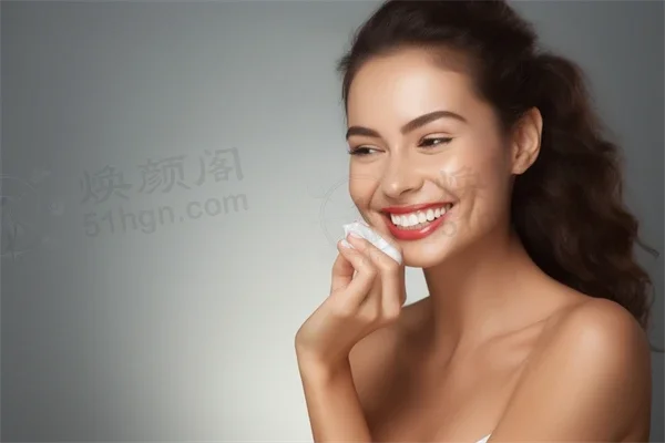 大理金莱雅口腔2026开业优惠：进口种植牙买一送一，隐形矫正仅2999元起！