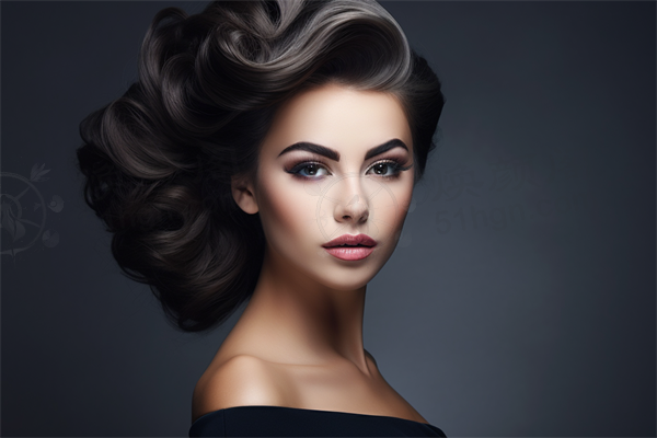 重庆华肤皮肤病医院毛发移植优惠活动：原价8000元起，现仅需6000元起，助您重拾自信与魅力，机会有限，快来体验！