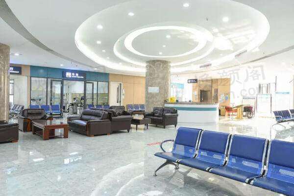 重庆千叶眼科医院设备齐全吗？先进设备满足多元诊疗需求