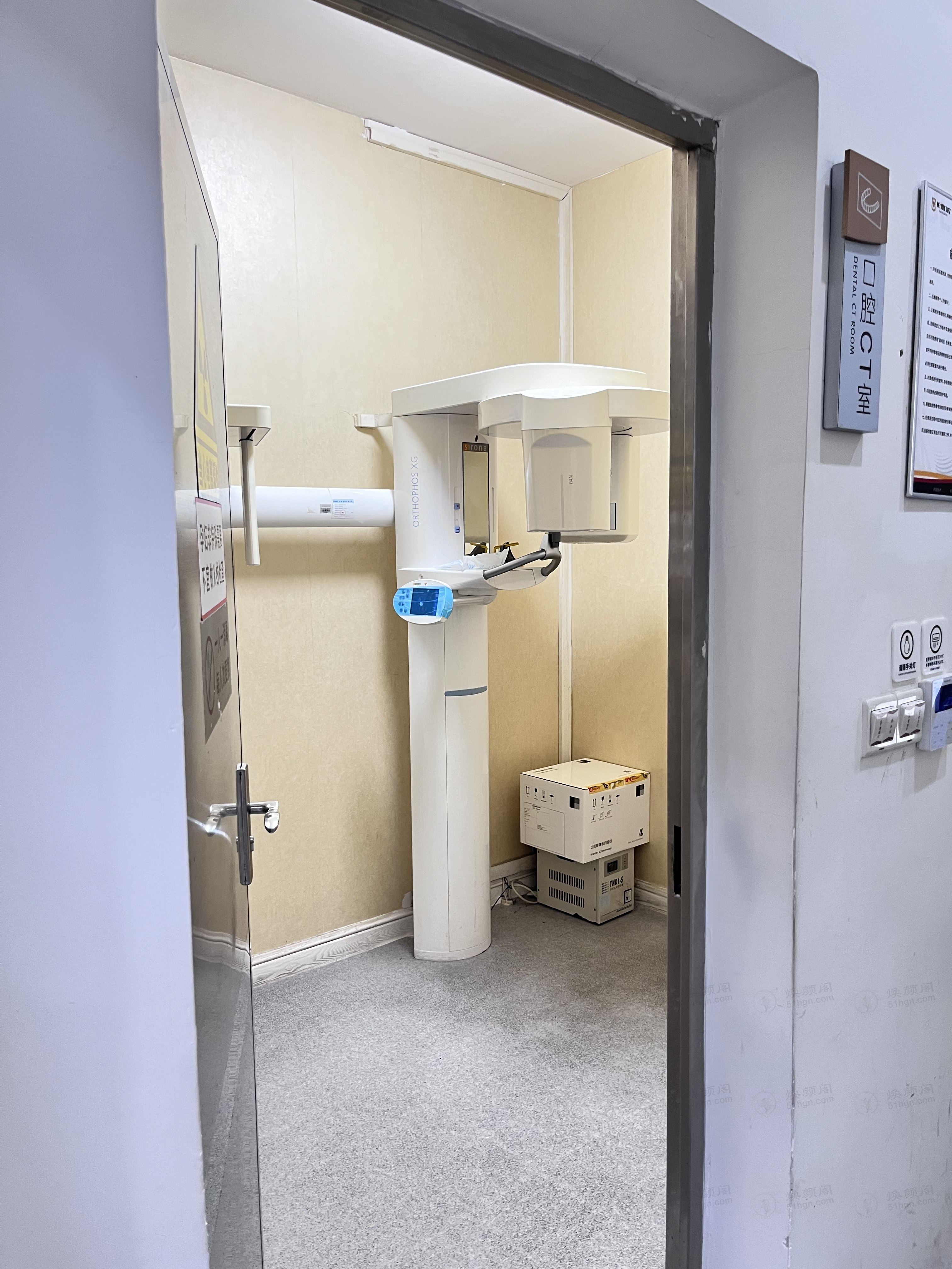 广州天河柏德口腔，35000元享美国SPARK隐形矫正排齐牙齿