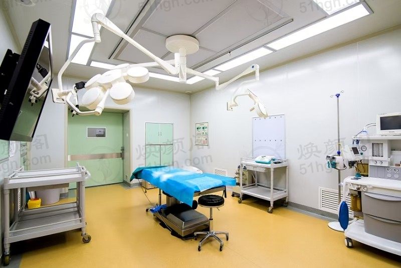 大连爱德丽格医疗美容门诊部手针排痘效果好吗？优势全揭秘