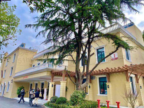 上海市眼病防治中心（上海市眼科医院）