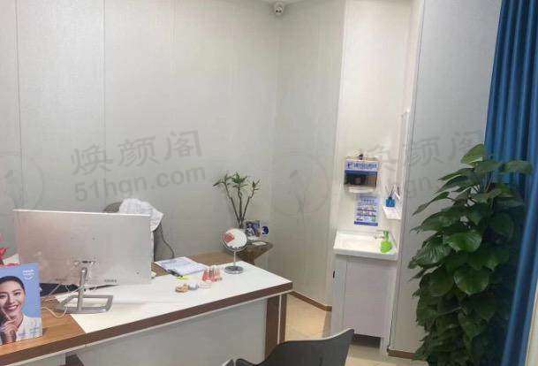 佛山穗华口腔门诊部在哪里怎么去？靠谱医生+优惠价就诊全指南