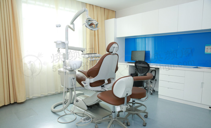 我被智齿折磨多年，在南京美奥无痛拔除，轻松恢复正常吃喝！ 